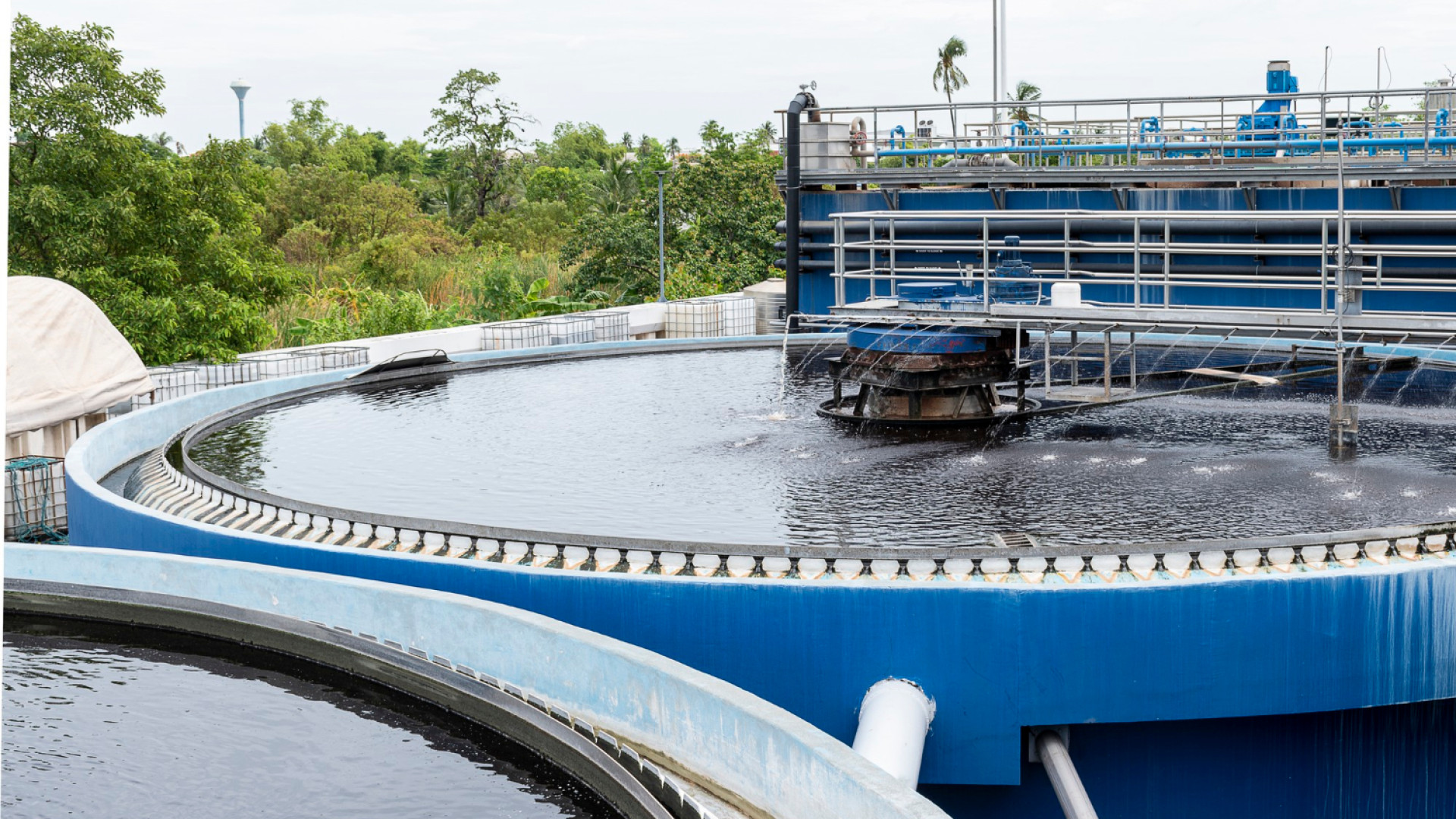Pourquoi choisir une entreprise spécialisée dans le traitement des eaux et déchets pour vos besoins industriels ?